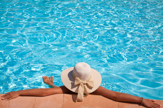 Hilton Head Pool Services - Pool Cleaning